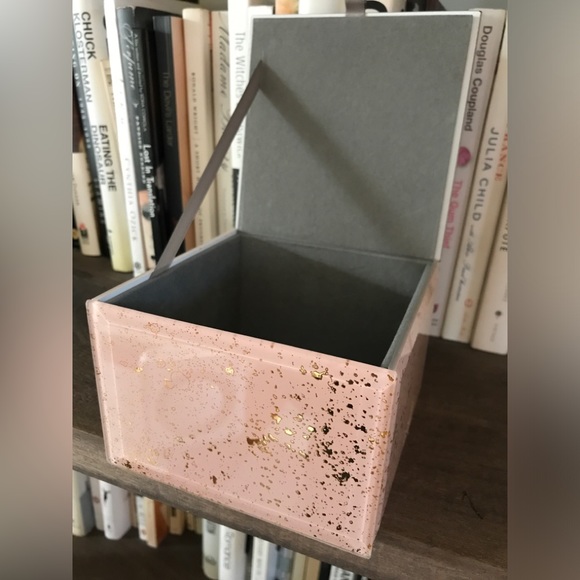 NWOT Pink and Gold Leaf Splatter Glass Jewelry Box with Grey Velvet Interior - Picture 4 of 8